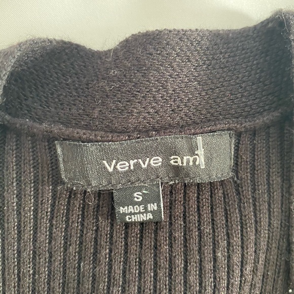 Cardigan - Picture 2 of 3